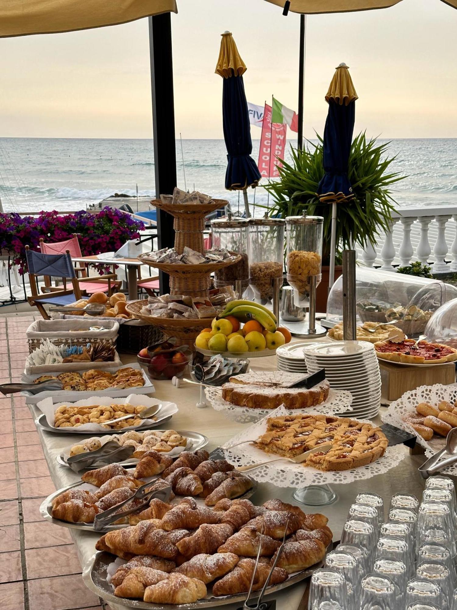 Hotel Golfo E Palme