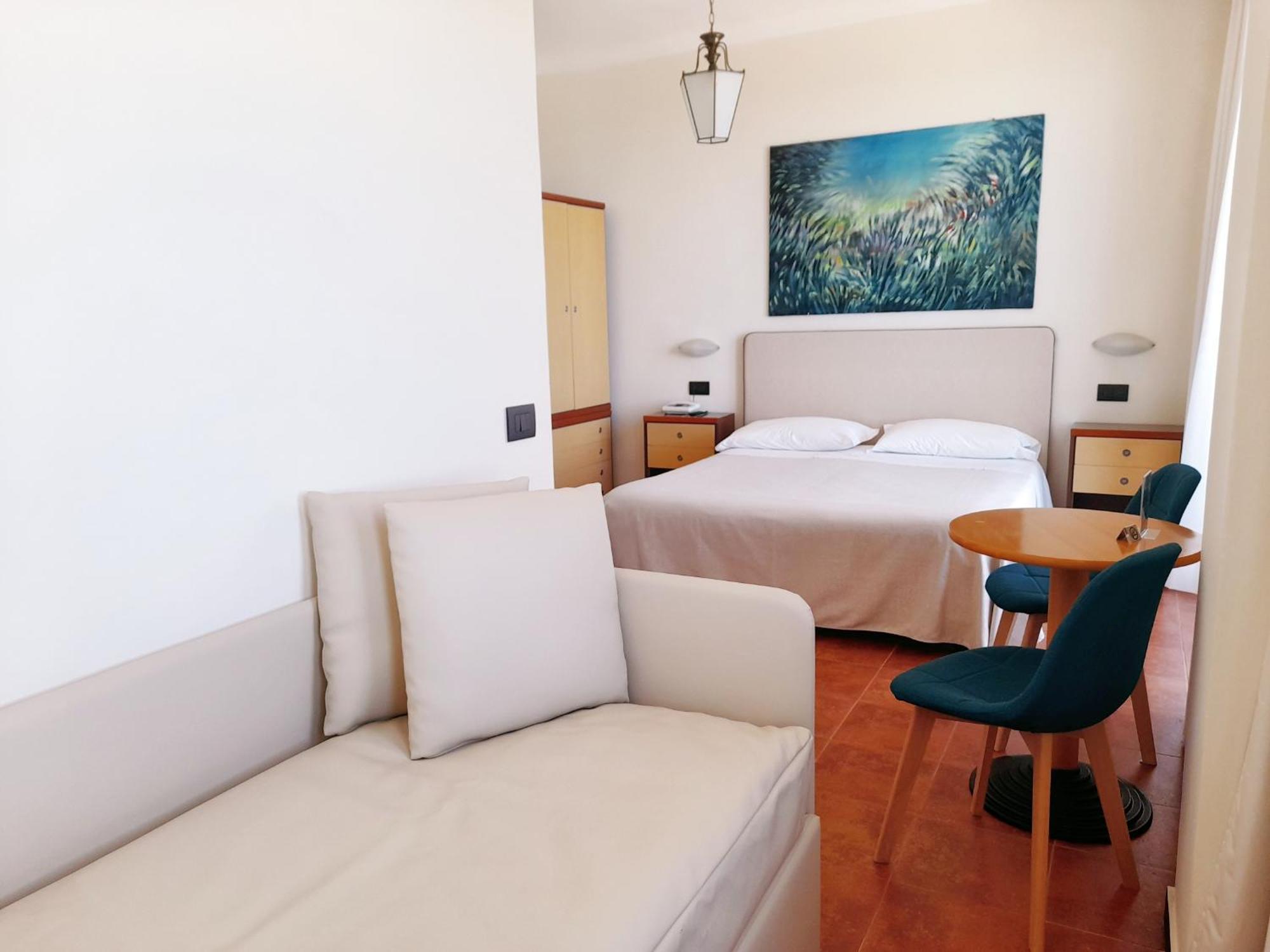 Golfo E Palme Hotel