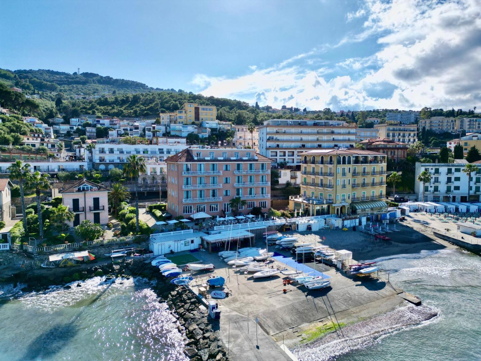 Golfo E Palme