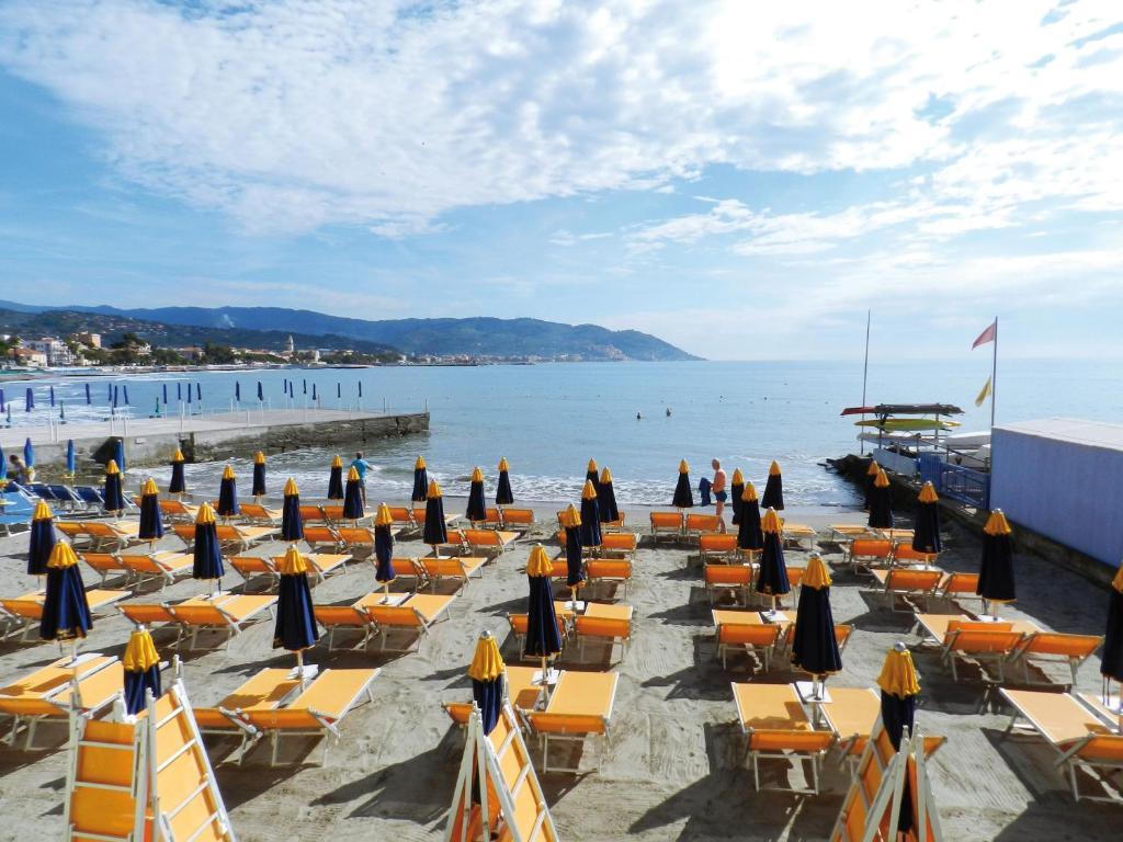 Golfo E Palme 3*