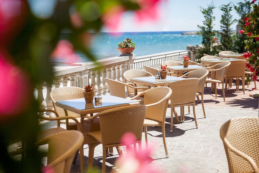Golfo E Palme Hotel